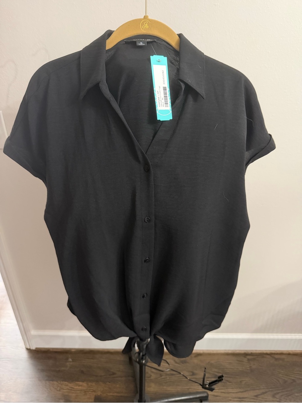 Black Short-Sleeve Button-Front w/ tie front (XL)